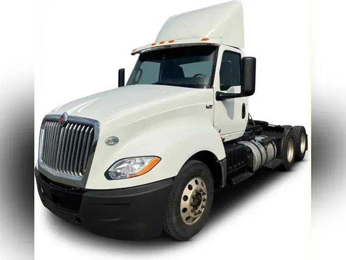 2021 International LT625170d8b48ce92ab188775ab1a3105a655