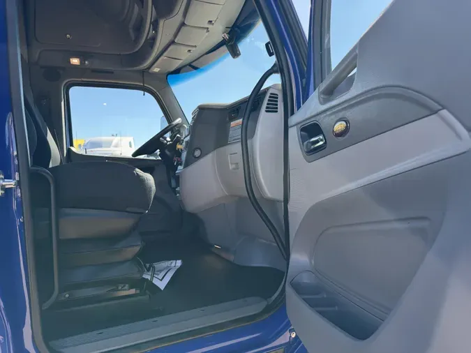 2022 Peterbilt 579