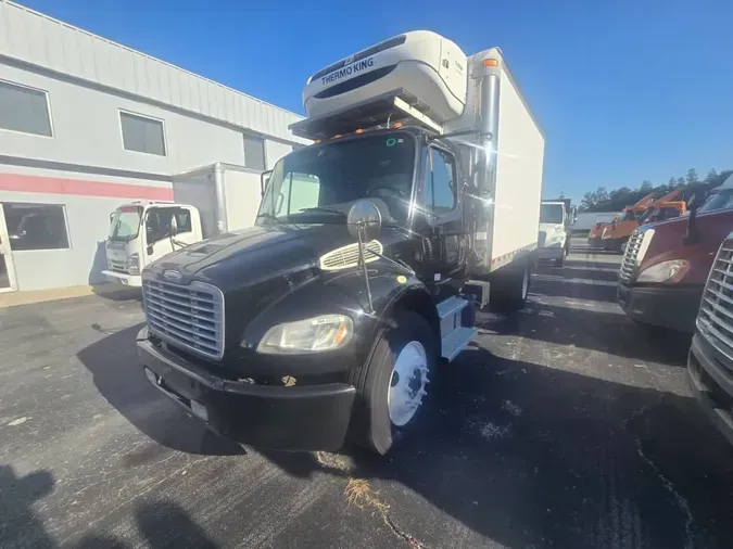 2016 FREIGHTLINER M2 106