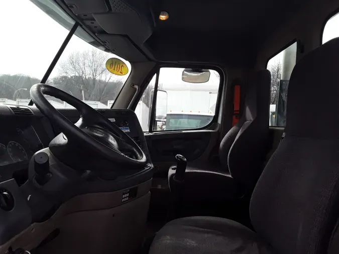 2016 FREIGHTLINER/MERCEDES CASCADIA 125