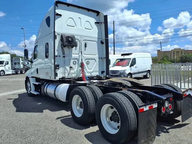 2020 FREIGHTLINER NEW CASCADIA PX12664