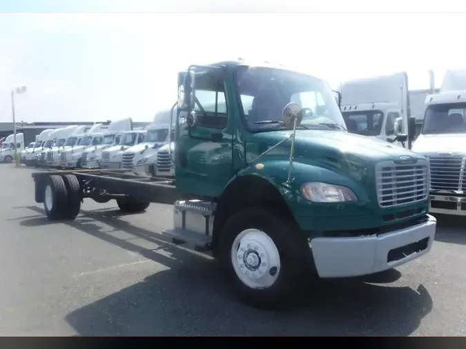 2020 FREIGHTLINER M2 106