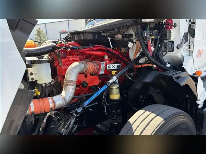 2022 INTERNATIONAL LT