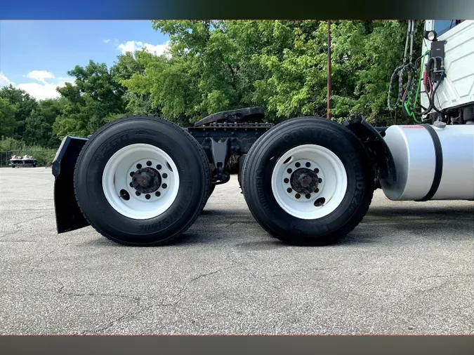 2019 INT LT625 6x4