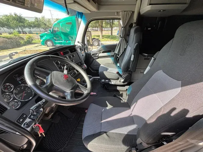 2022 Kenworth T680