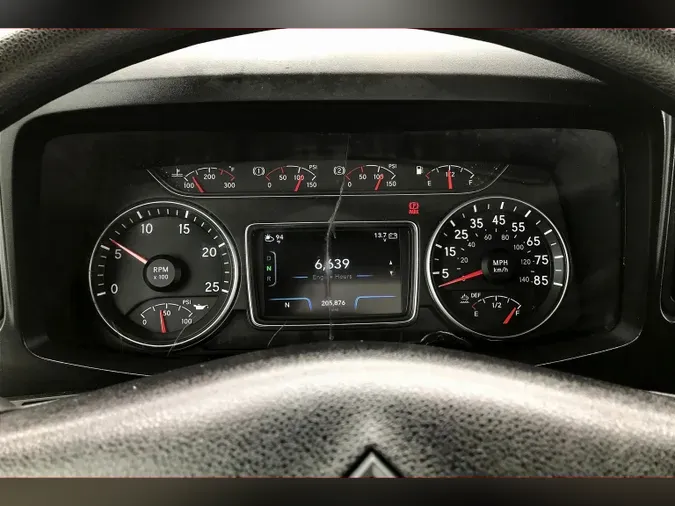 2022 INT LT625 6x4