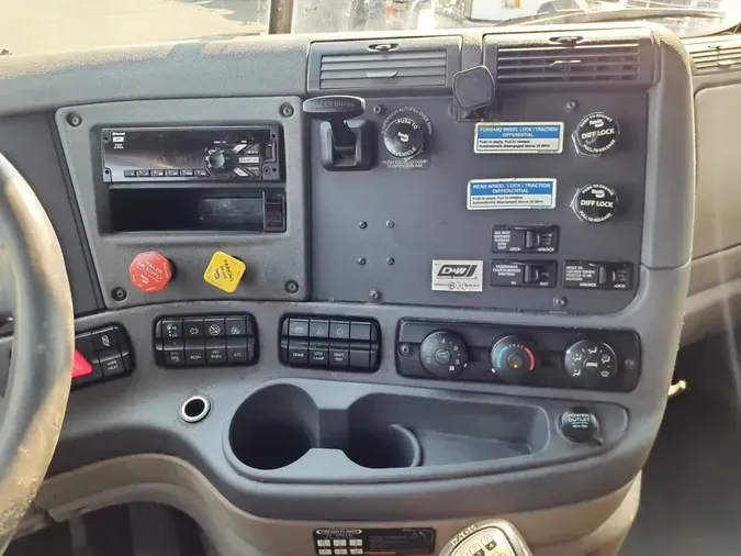 2019 FREIGHTLINER CASCADIA 125