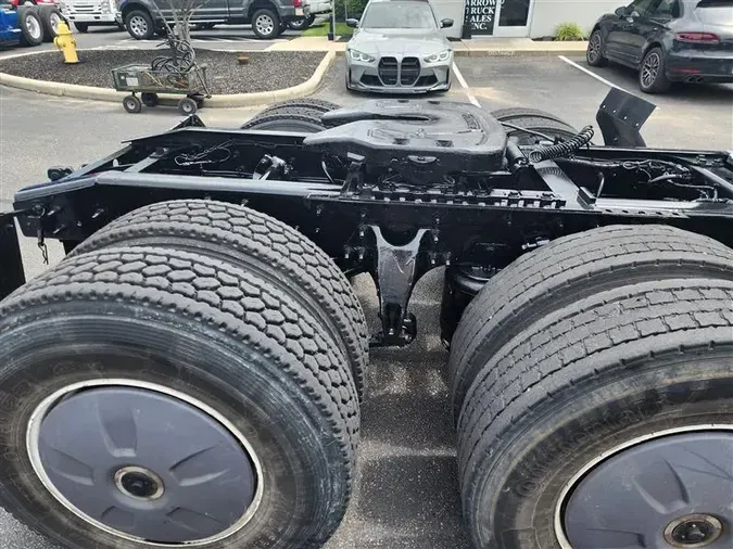 2022 INTERNATIONAL LT625