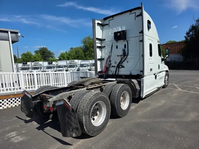2018 FREIGHTLINER/MERCEDES CASCADIA 125