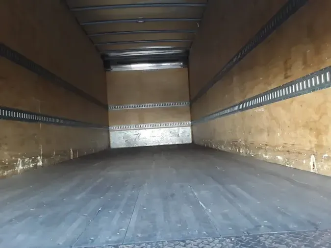 2020 FREIGHTLINER/MERCEDES M2 106