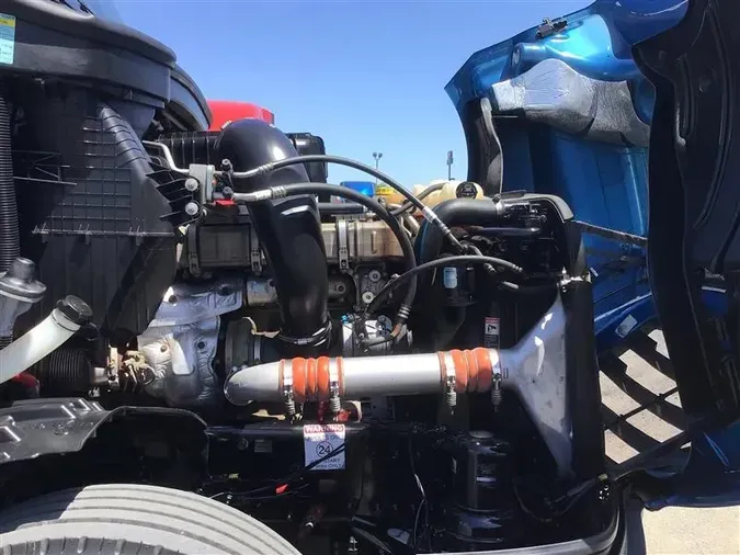 2021 FREIGHTLINER CA126