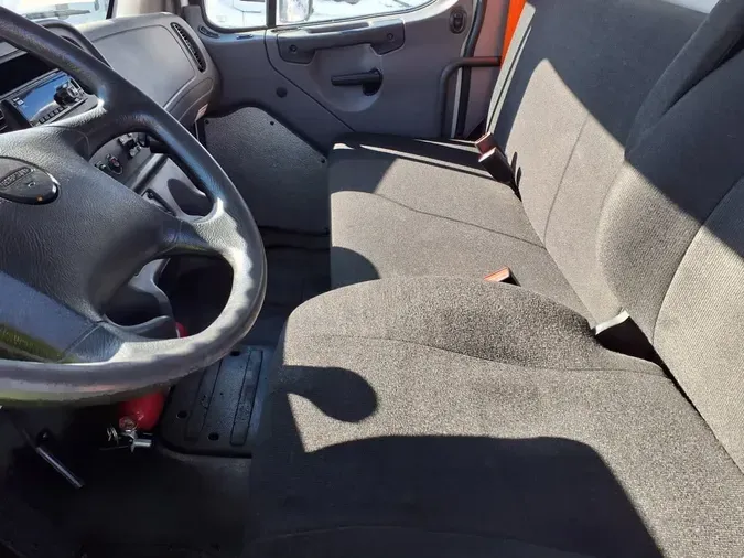 2019 FREIGHTLINER/MERCEDES M2 106