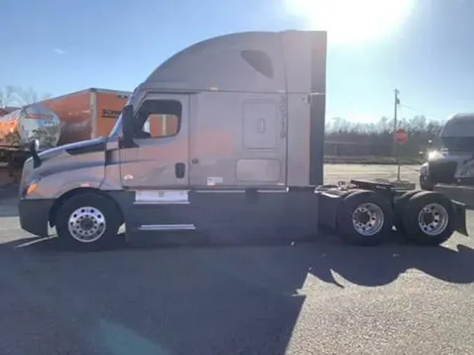 2024 Freightliner Cascadia