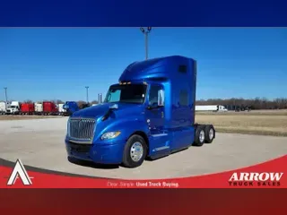 2020 INTERNATIONAL LT