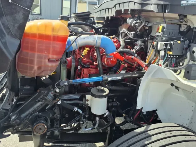 2020 NAVISTAR INTERNATIONAL MV607 (4X2)