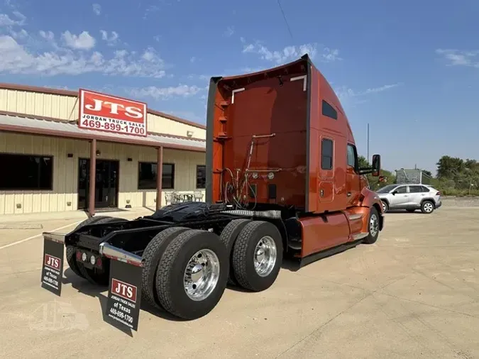 2022 KENWORTH T680