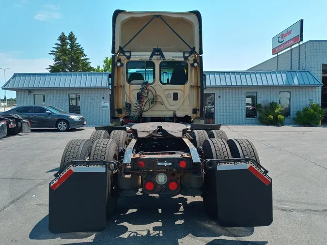 2016 FREIGHTLINER/MERCEDES CASCADIA 125