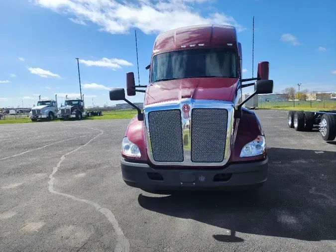 2021 Kenworth T680