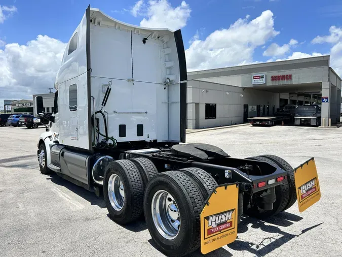 2021 Peterbilt 579174bb3297c6d332f078973856136e2b8