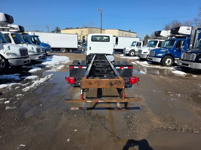 2019 NAVISTAR INTERNATIONAL 4300