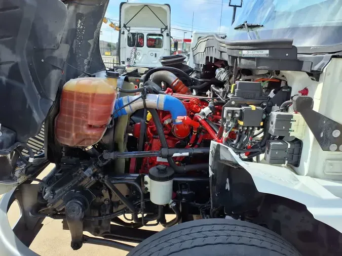 2020 NAVISTAR INTERNATIONAL MV607 (4X2)