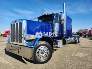 2023 PETERBILT 389