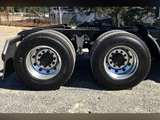 2021 INT LT625 6x4175b274d30206292fcaed2eb2445acac