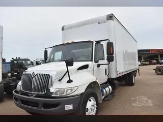 2018 INTERNATIONAL DURASTAR 4300