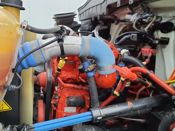 2019 NAVISTAR INTERNATIONAL 4300