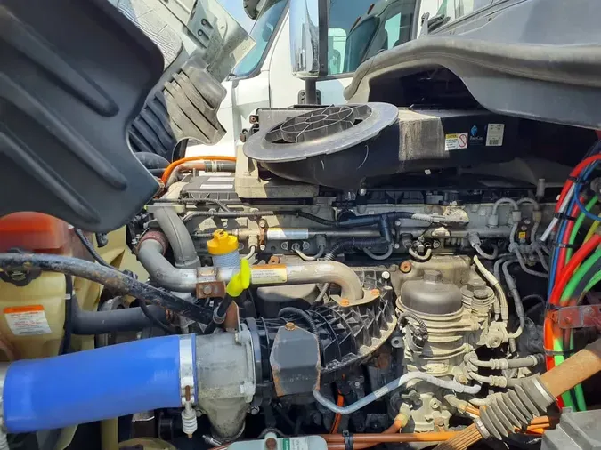 2019 FREIGHTLINER/MERCEDES CASCADIA 12517642603a23040dda9f8efe62758c38a