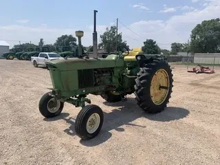 1970 John Deere 2520