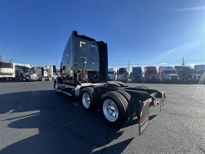 2021 KENWORTH T680