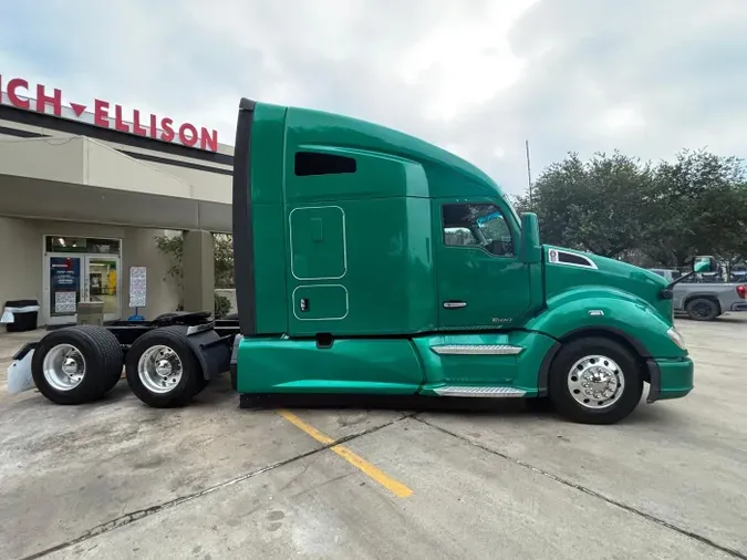 2020 Kenworth T680