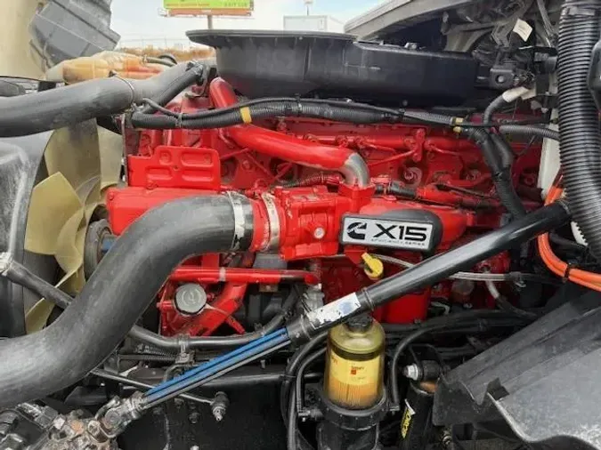 2019 International LT625