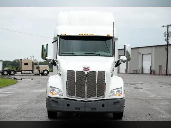 2022 PETERBILT 579