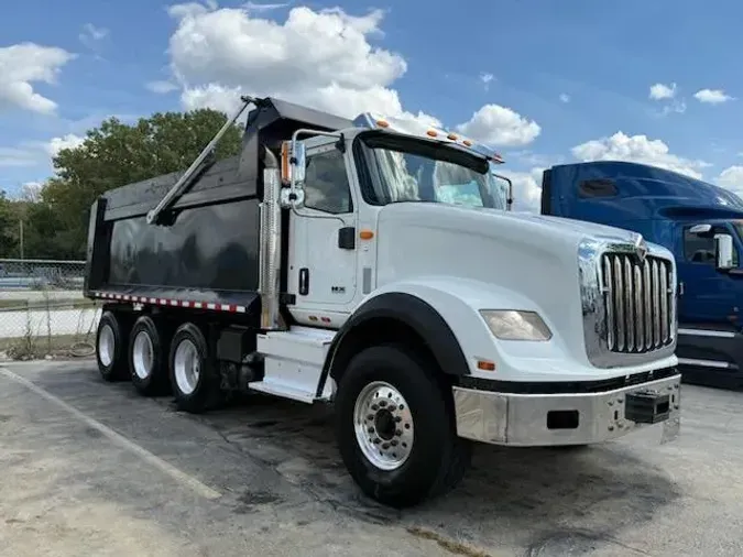 2019 International HX620