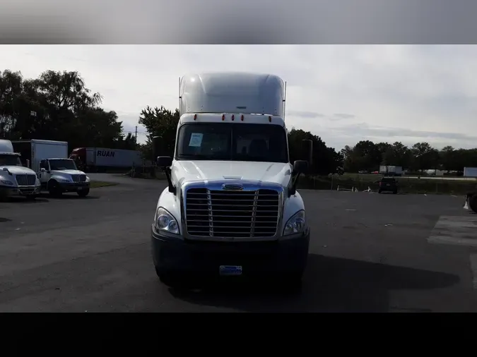 2019 Freightliner Cascadia 125