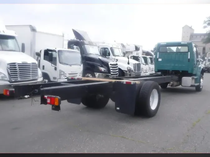 2020 FREIGHTLINER M2 106