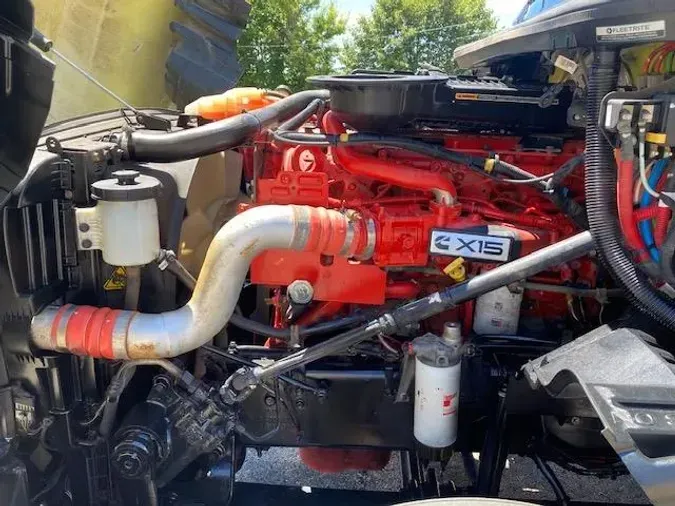 2023 International LT625