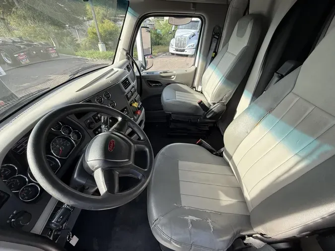 2022 Peterbilt 579