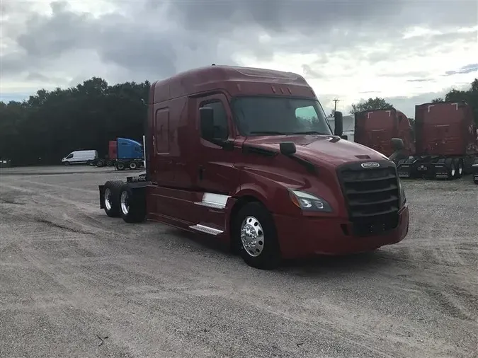 2019 FREIGHTLINER CA126