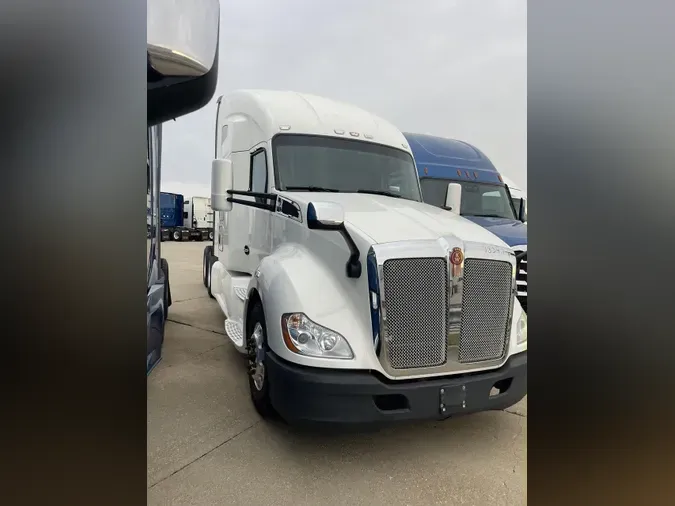 2021 KENWORTH T680