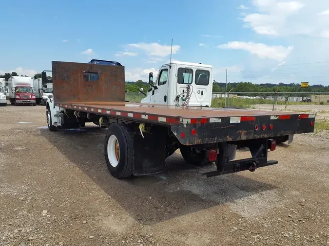 2016 FREIGHTLINER M2 106