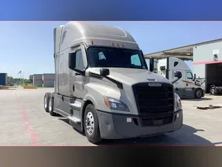 2021 Freightliner Cascadia 126