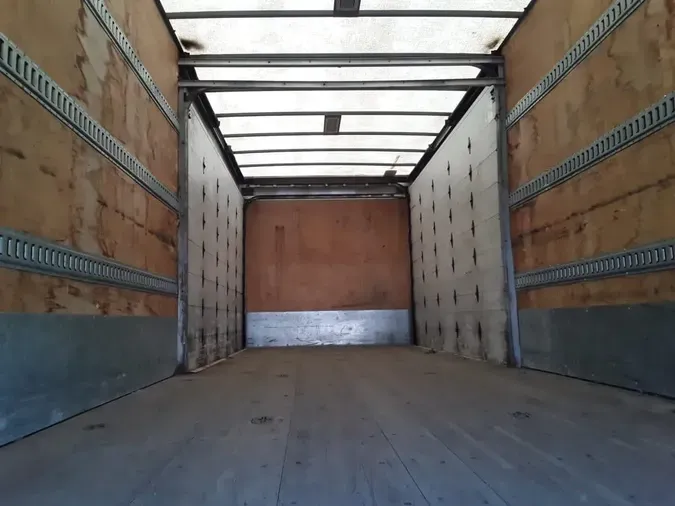 2019 FREIGHTLINER/MERCEDES M2 106