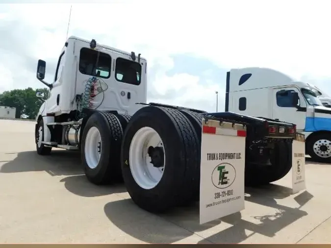 2019 Freightliner Cascadia 126 Day Cab