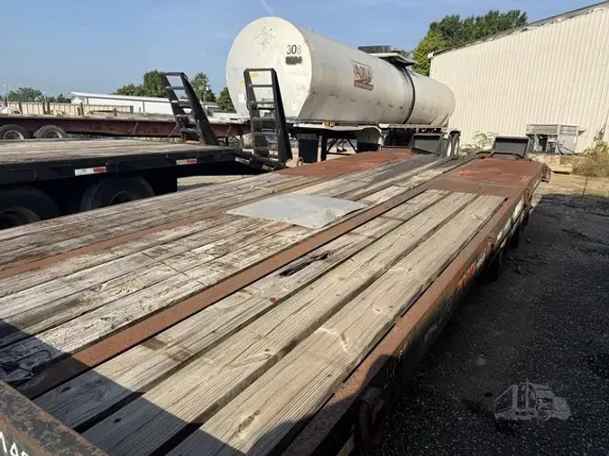 2009 INTERSTATE TRAILERS 20DTA