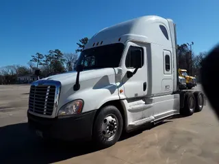 2016 Freightliner CASCADIA 125