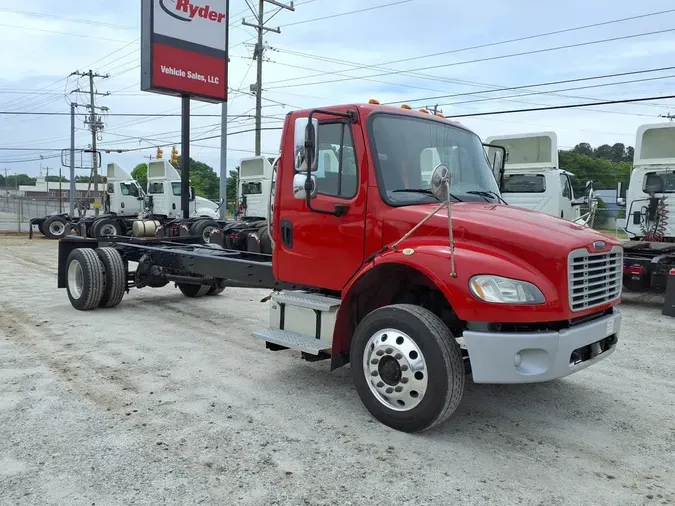 2019 FREIGHTLINER/MERCEDES M2 106