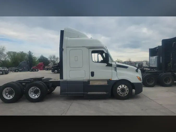2020 Freightliner Cascadia